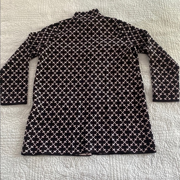 Anne Klein Black and White Patterned Cardigan Sweater - Picture 6 of 6